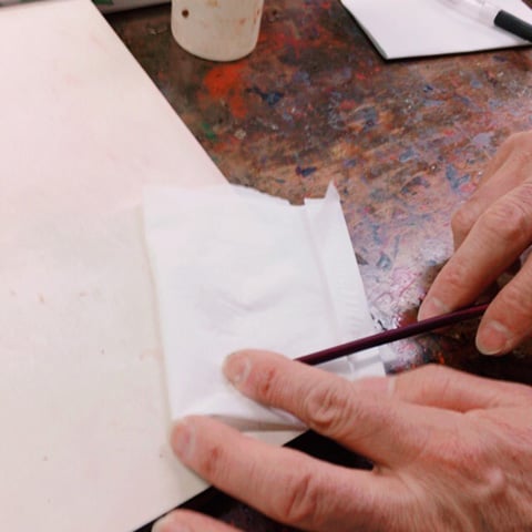 金継ぎ 紛固め(ふんがため)です。蒔絵筆を使うので、まず筆の準備